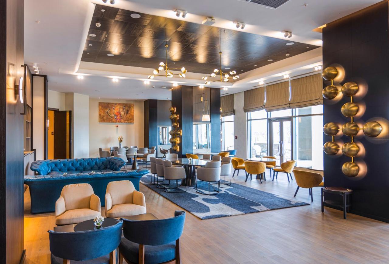 Hilton Samarkand Regency Esterno foto