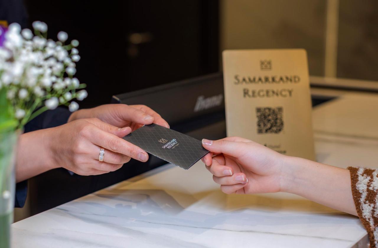 Hilton Samarkand Regency Esterno foto