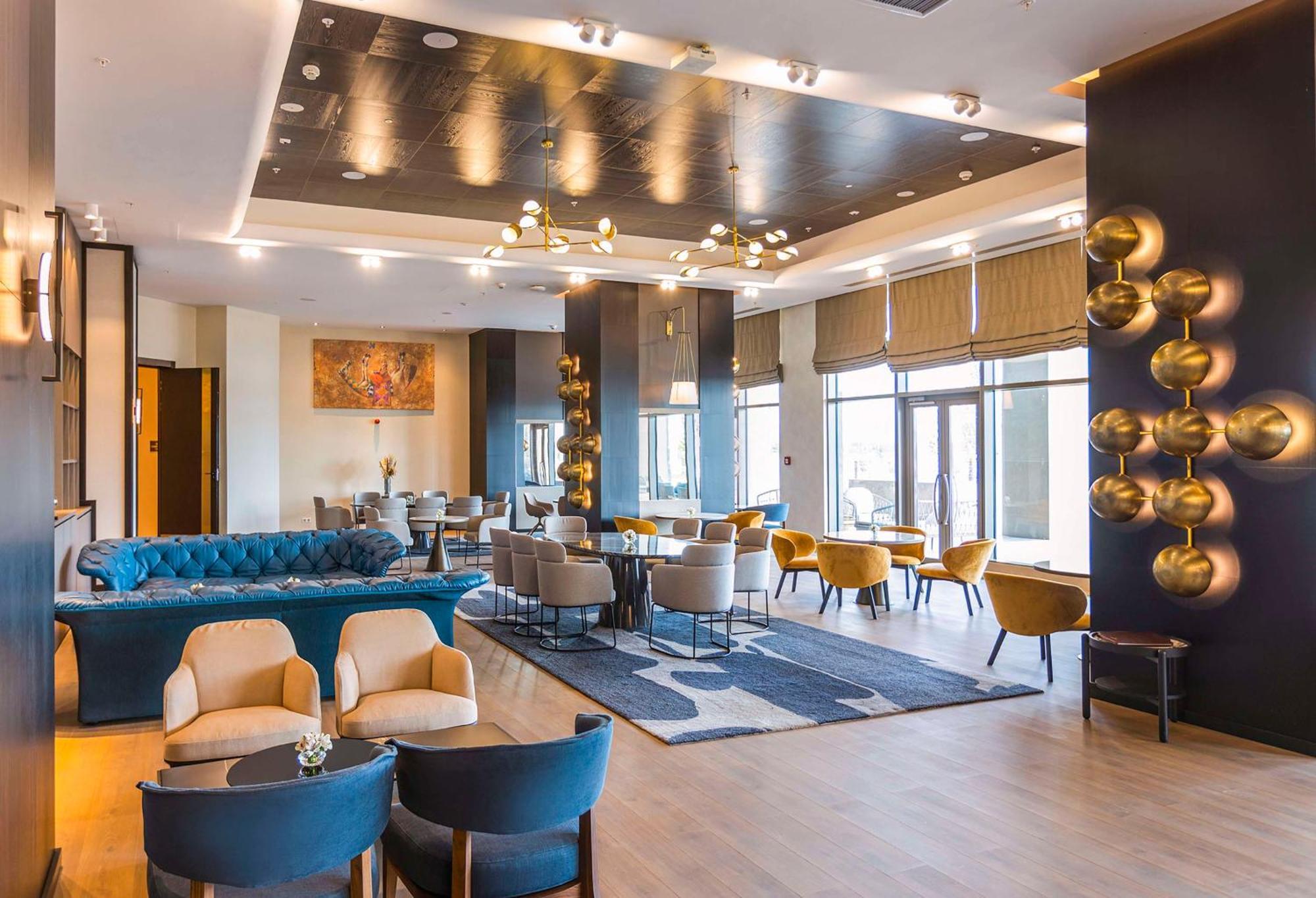 Hilton Samarkand Regency Esterno foto