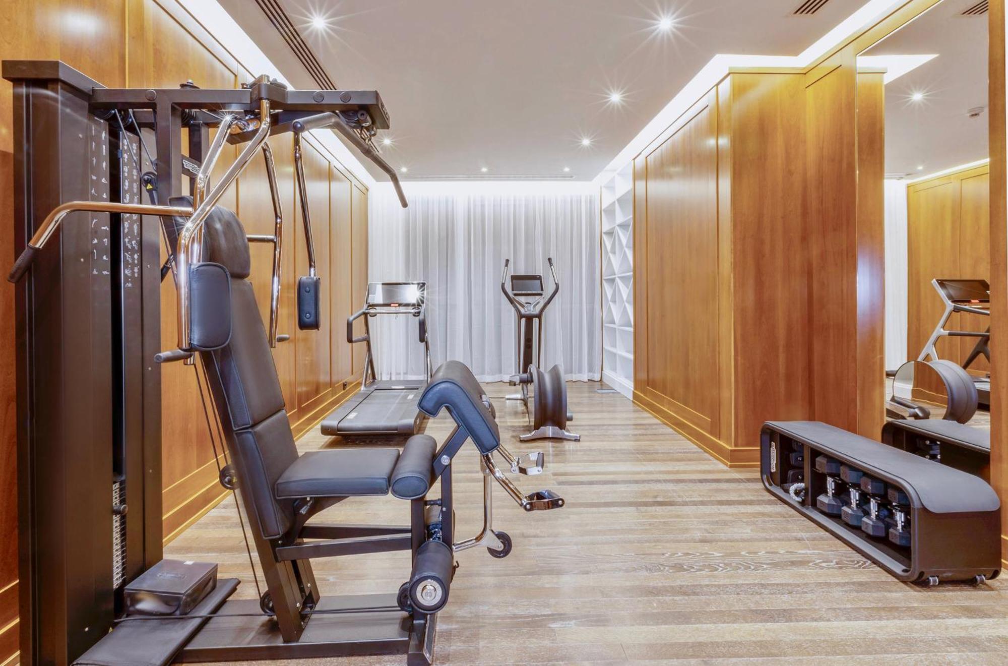 Hilton Samarkand Regency Esterno foto